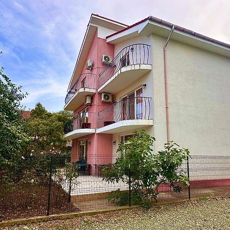 Vila Lucy Costinesti Hotel Kültér fotó